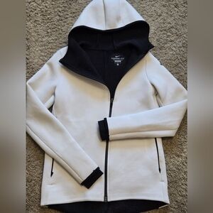 Nike Women's White and Black Jacket